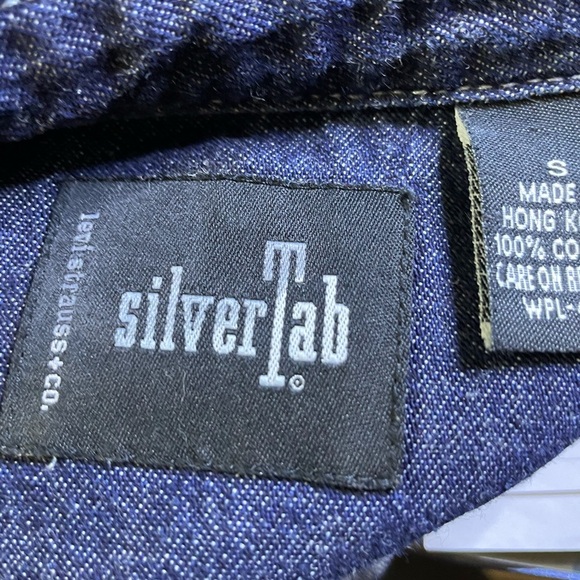 Levi’s Silvertab jean shirt jacket size Small. Top - Picture 5 of 7